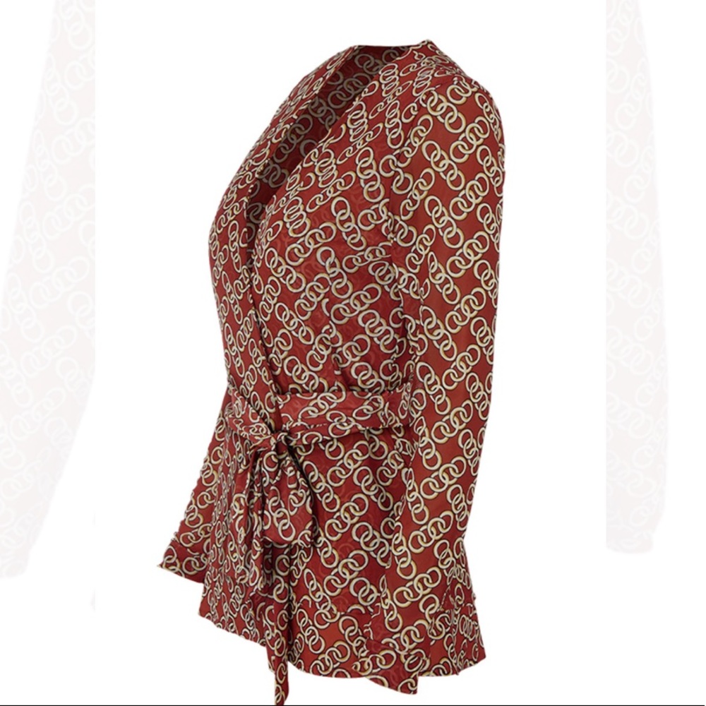 Ringleader Wrap Top #3951 Fall 2020 - Picture 3 of 15